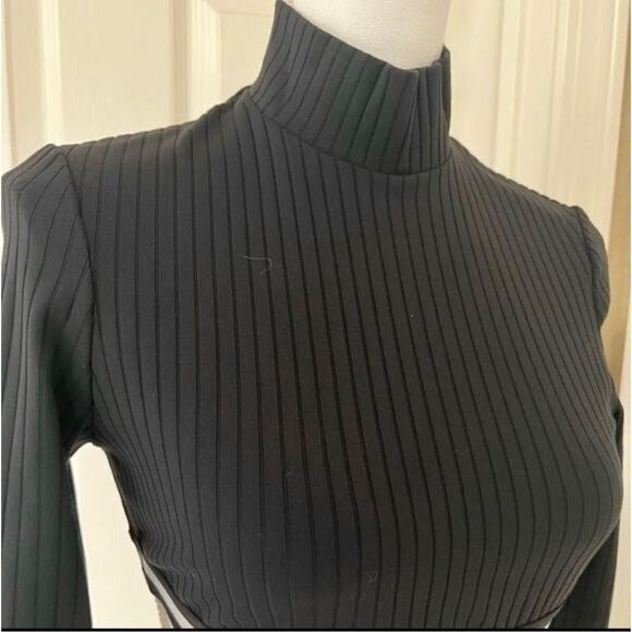 Michi APEX RIBBED LONG SLEEVE TOP Black Medium - Picture 5 of 12